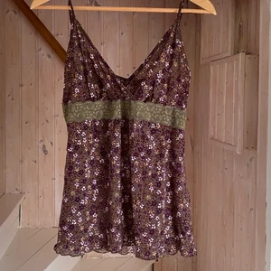 Blommigt linne - Blommigt linne från Humana i bra skick