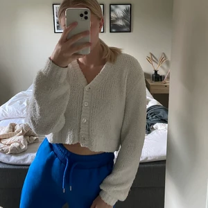 Kofta - Mysig kofta/tröja❤️