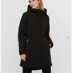 Vero Moda jacka - Helt ny Vero Moda Jacka med prislapp kvar. Orginalpriset är 949kr. 