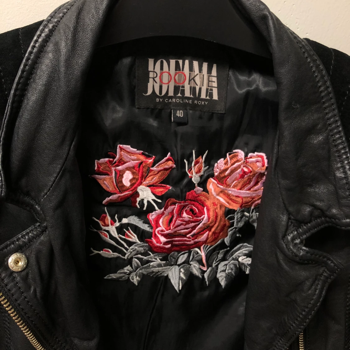 Skinnjacka Disignad av Caroline Roxy - 91
