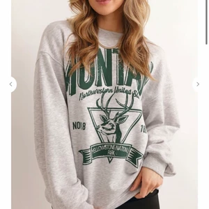 Sweater  - Tröja från chiqelle, helt ny,  tänker att jag kan kolla om det finns någon som vill ha den istället för o skicka tillbaka den 