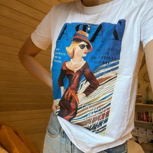 Cool tshirt  - Så cool tshirt från Zara i väldigt bra skick 💞☺️