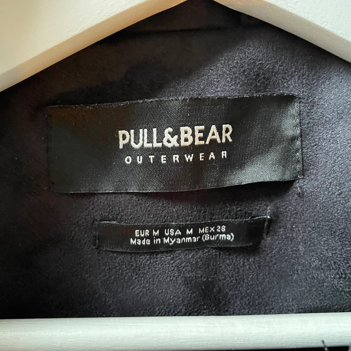 Höst/vårjacka i mockaimitation - 91