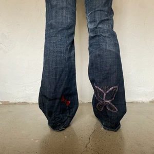 Lowrised jeans  - Säljer eftersom att dem inte kommer till användning så mycket, högst pris får köpa, köpare står för frakt ❤️