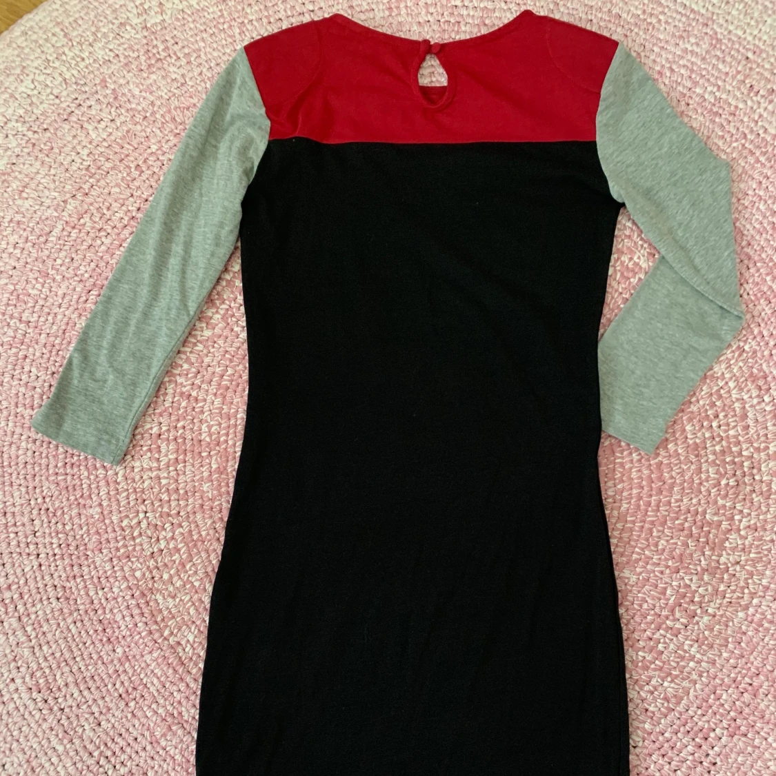 Klänning från French Connection - 90