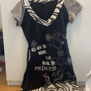 Klänning  - Klänning storlek L.  