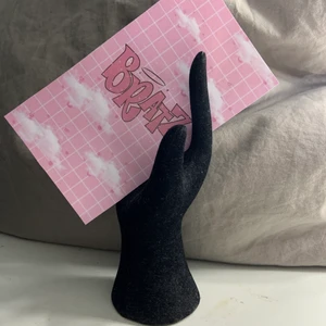 Sticker  - Hemma gjort stickers denna är ungefär 14 cm lång och 8 cm brett.