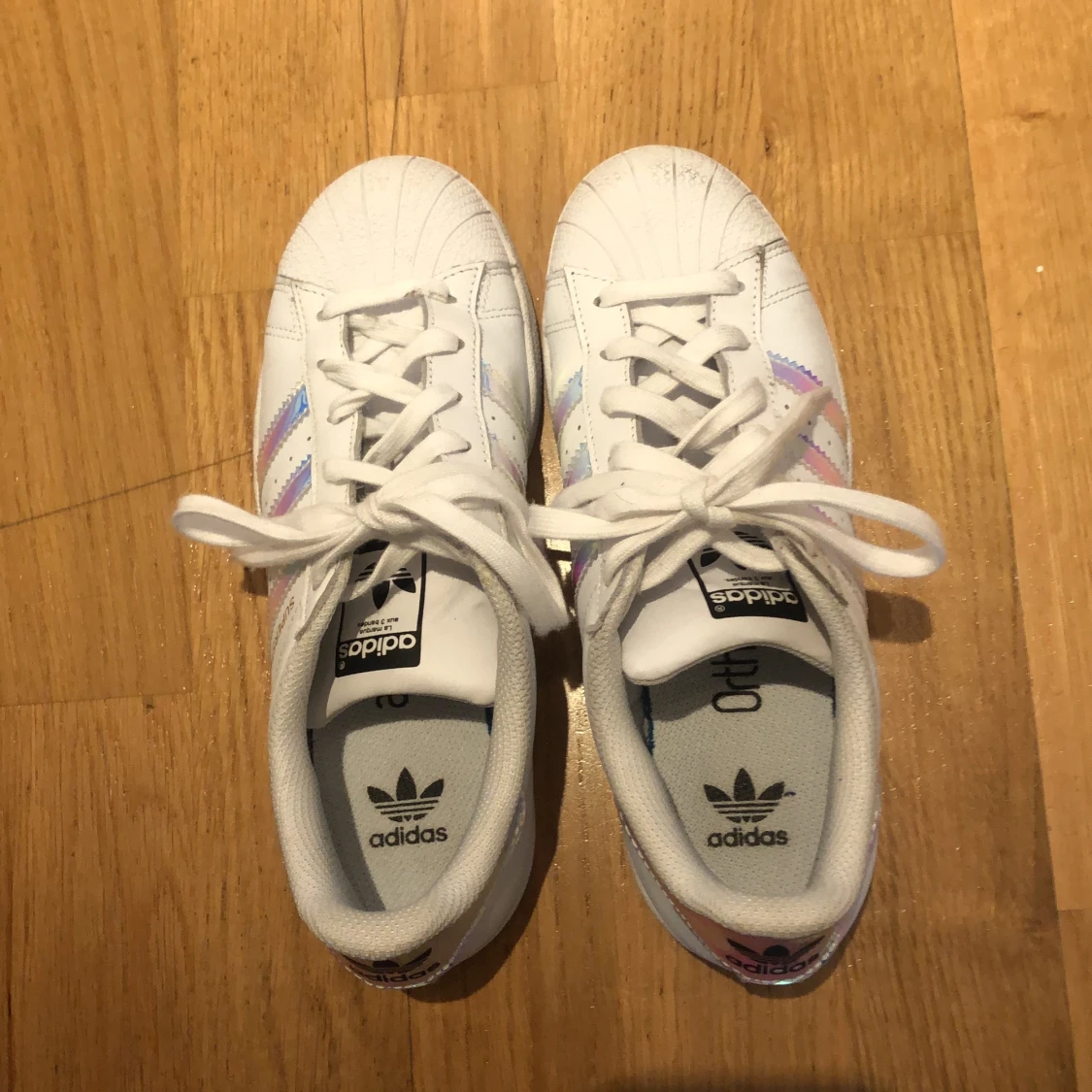 Adidas superstar skor  - 90