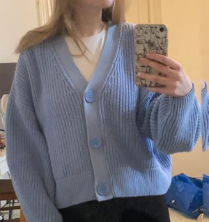 kofta - Supersöt kofta från Hm och säljer den för 75 plus frakt som köparen för 