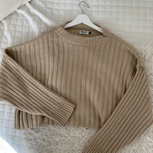 Stickad tröja från madlady  - Strl M och varsamt använd! 