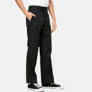 Dickies 874 Work Pants - Säljer mina dickies 874 work pants i storlek 30x30 eftersom de har blivit lite för små för mig. De är använda ganska mycket men är fortfarande i väldigt bra skick. Orginalpriset är 649 men säljer dom för 200kr + frakt.