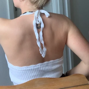 Vitkat linne - Kan mötas upp i leksand annars betalar köparen frakten! Skriv gärna vid frågor eller för fler bilder!:-)