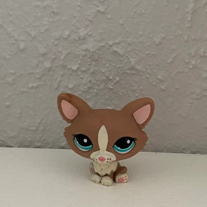 Little Pet shop - 80kr, betalning sker via Swish! Köparen står för frakten🤍