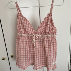 Linne - Rosa linne från odd molly i storlek 2 (typ som s)