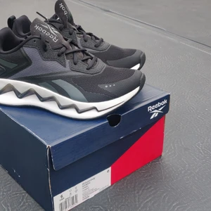 Reebok zig eulotion - STL 36 helt nya ,dyra i inköp .400kr