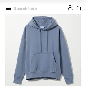 Säljer min blåa weekday hoodie. Nypris 350, storlek M. Säljer för 150 + frakt. Fraktar spårbart (66kr)🤍
