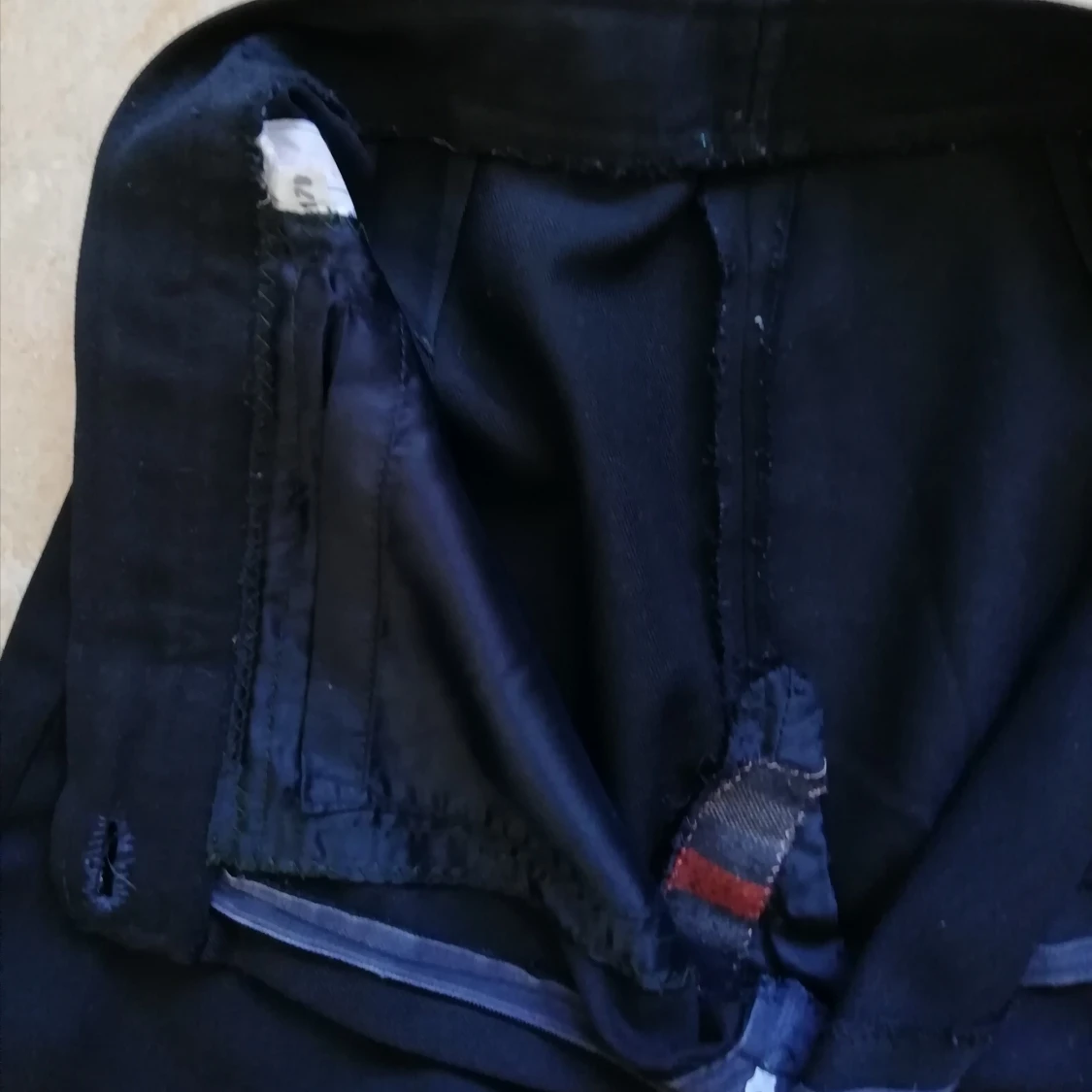 Svarta kostymbyxor - 91