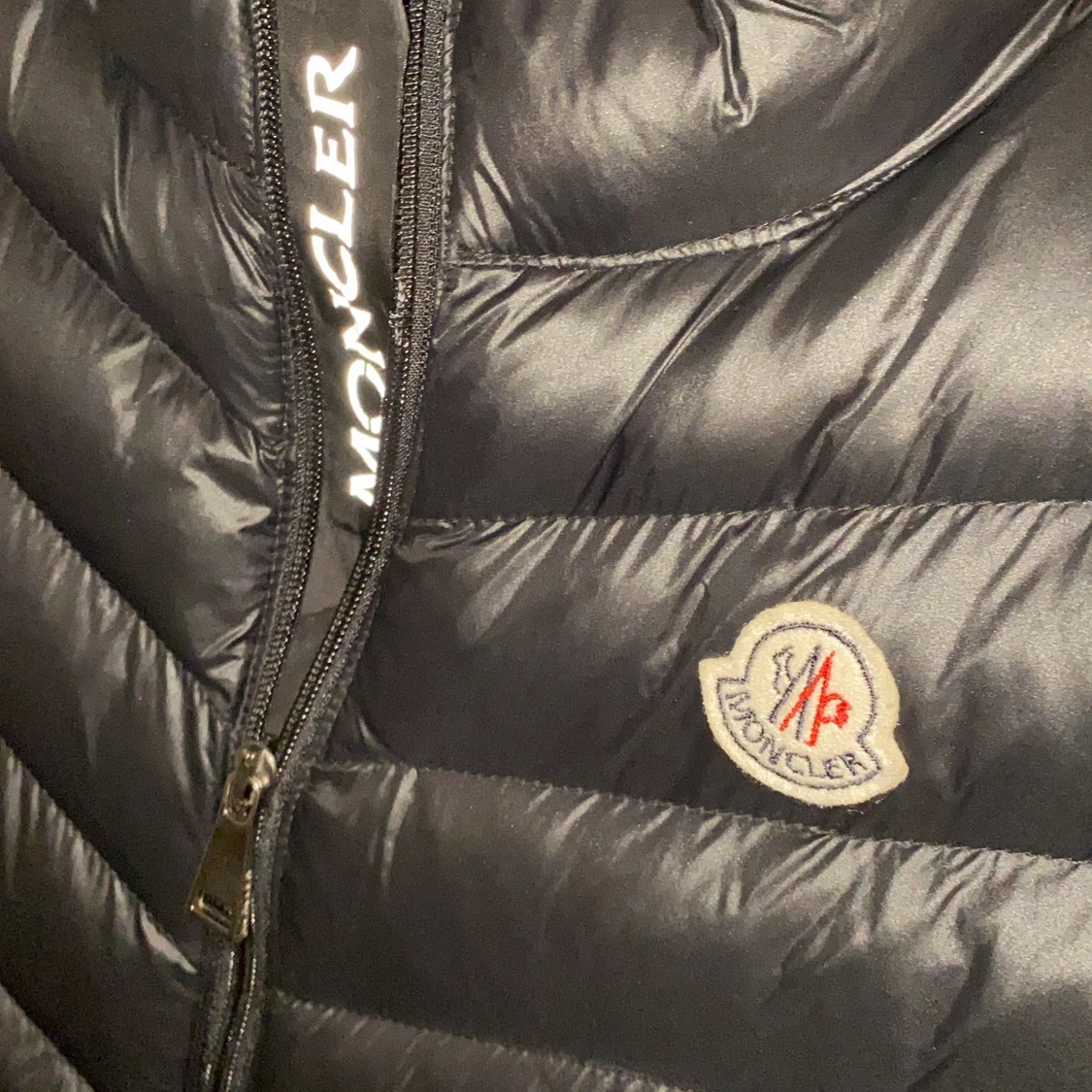 Moncler väst - 90