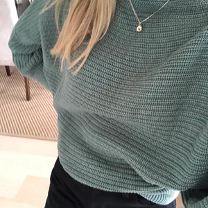 Tröja från nakd - Mysig tröja från nakd knappt använd