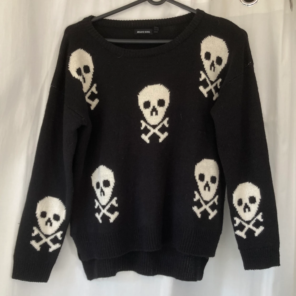 Dödskalle tröja i storlek 38