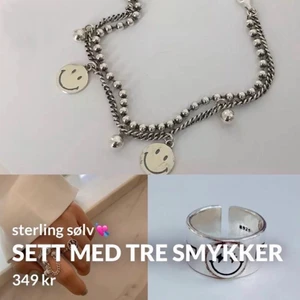 Sett med tre smykker - Säljer eftertraktade och mycket populära smileysilverringar med matchande armband i en uppsättning💛. Kan också säljas separat om så önskas. Säljs ny, på grund av att jag inte gillade det om jag håller mig till guld😊 Öppna för bud. Kan skickas till Sverige❤️