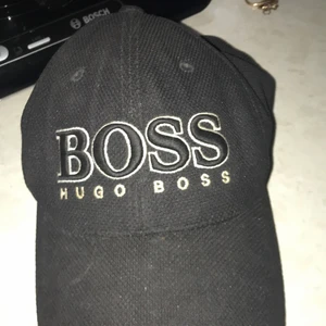 Boss keps  - Helt okej skick 