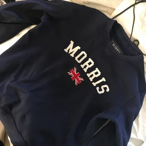 Morris tröja - En Morris tröja köpt för några år sedan, använder aldrig därav säljer jag den ❤️😗