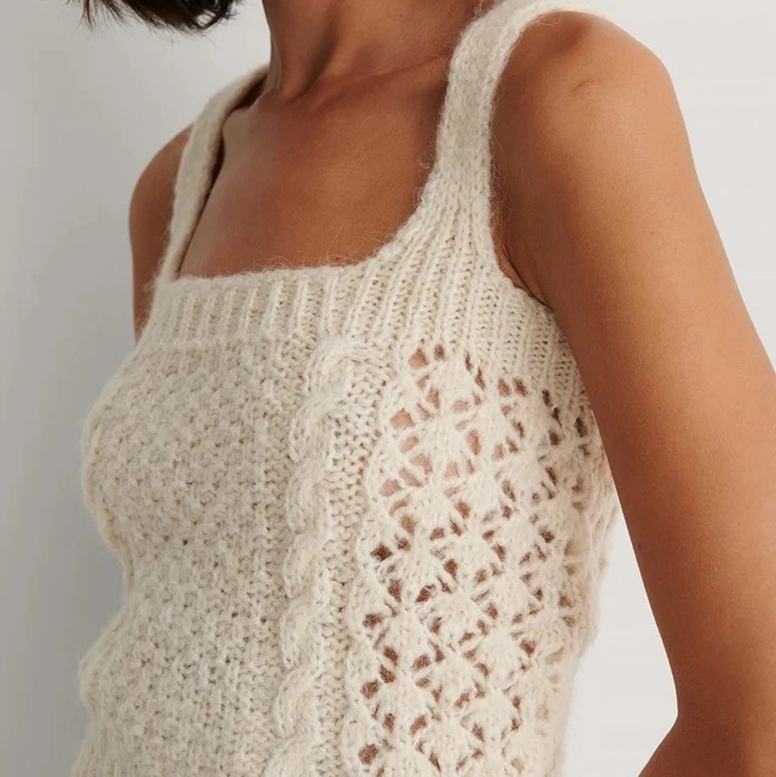 Stickat linne från Mango