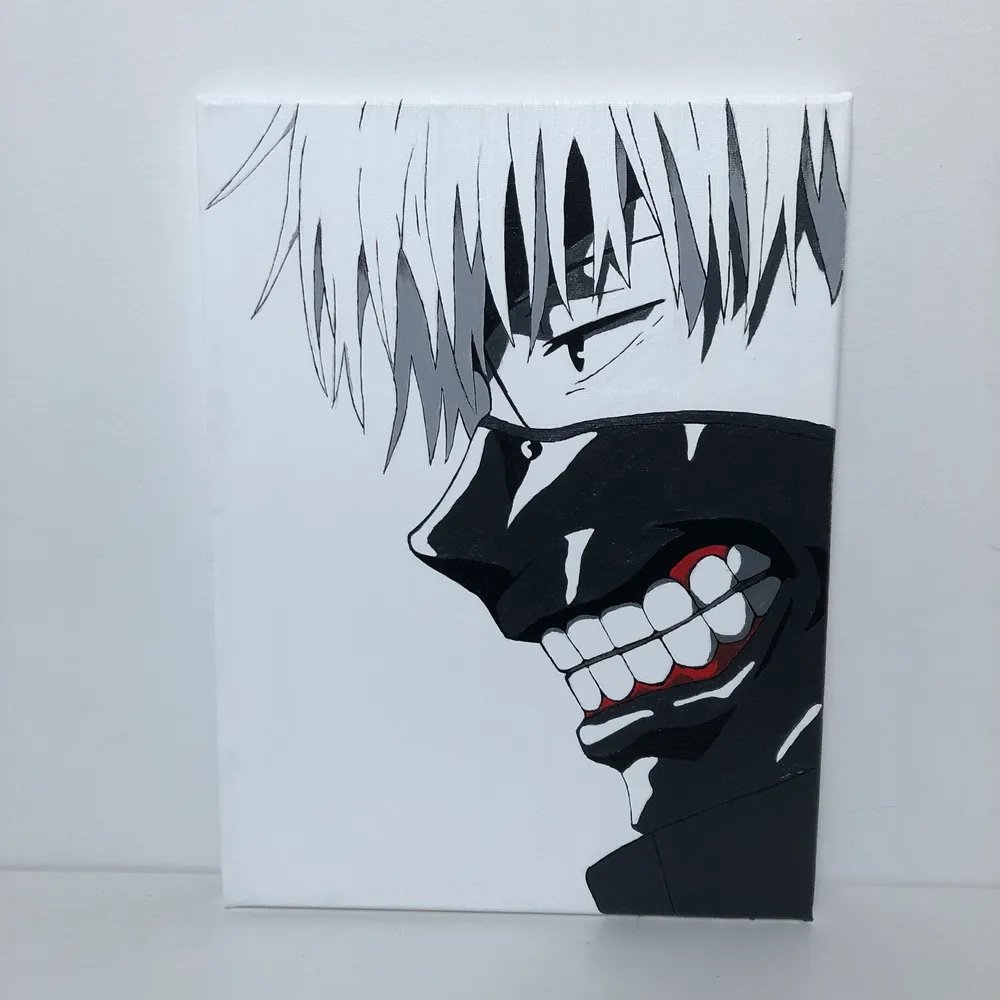 Canvas tavla handmålad av mig med Tokyo Ghoul motiv. Tavlan är målad med akryl färg med lite textur kontrast. Canvasen är 30 x 40.. Övrigt.