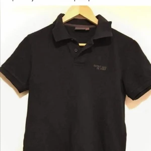 Pikétröja  - Strl S från esprit 