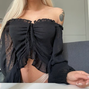 BikBok party top - A super cute top from Bikbok. Used this only once so it’s in perfect condition. 💕 Size XS but I think it also goes for size S.