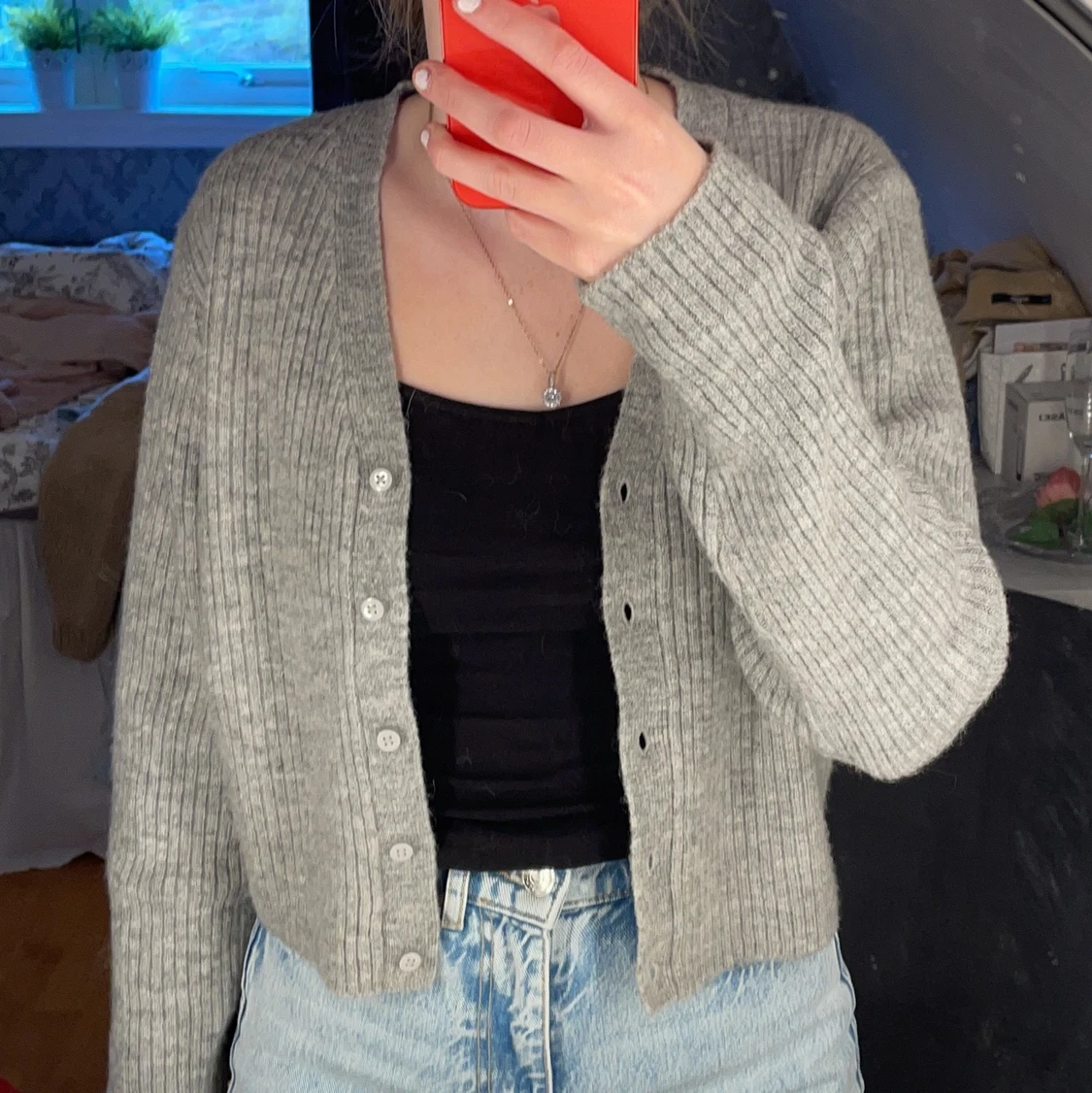 Grå stickad kofta - 90