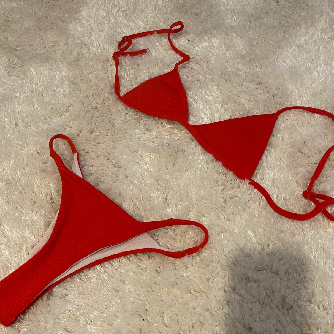 Rött bikinisett - 90