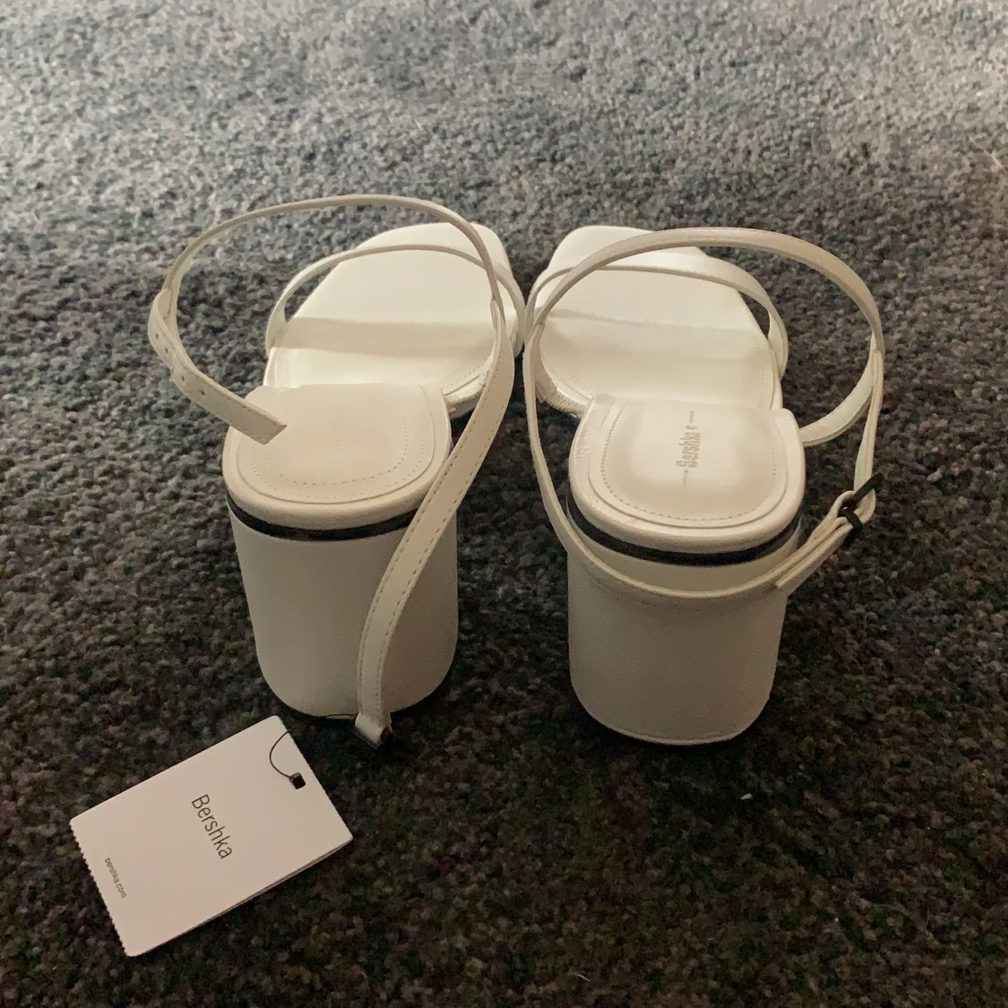 Bershka klackar - 91