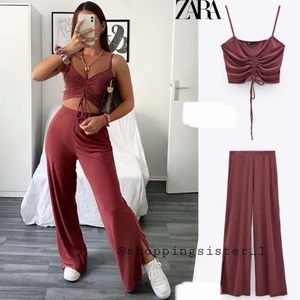 Zara vinröd sett Linne&byxor - Linne (strlk L) Byxor (strlk M) linnet är aldrig använt och byxorna ett fåtal gånger. Alldeles för stort för mig :/ 