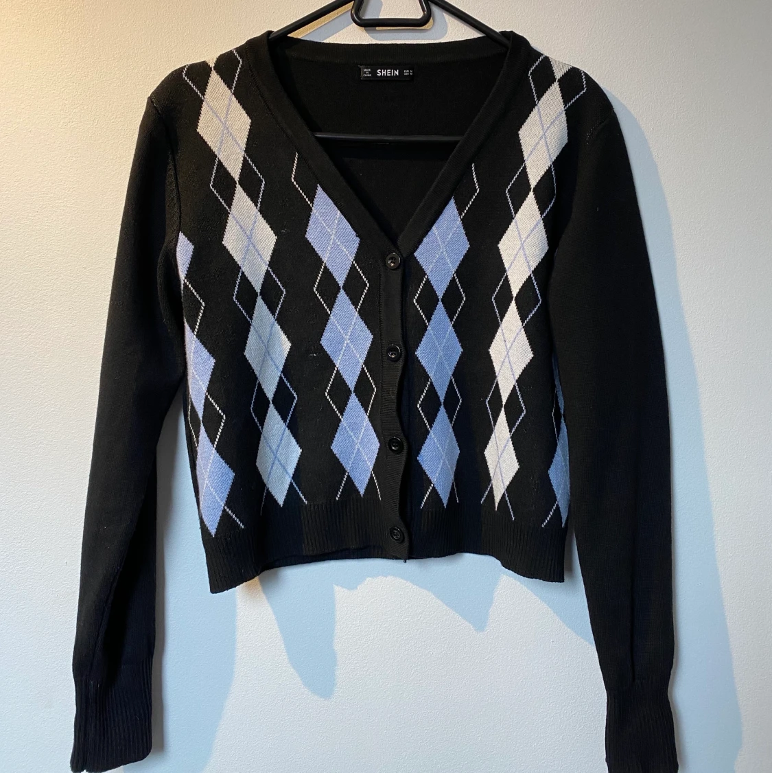 Stickad rutig kofta - 90