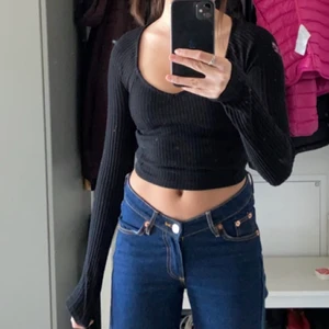 Tröja från ginatricot  - Tröja från ginatricot i XS💕 100kr plus frakten:) Jeansen finns även uppe💕