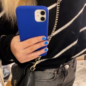 Vs handväska  - Victoria Secret handväska som går att ha lång och kort, i bra skick