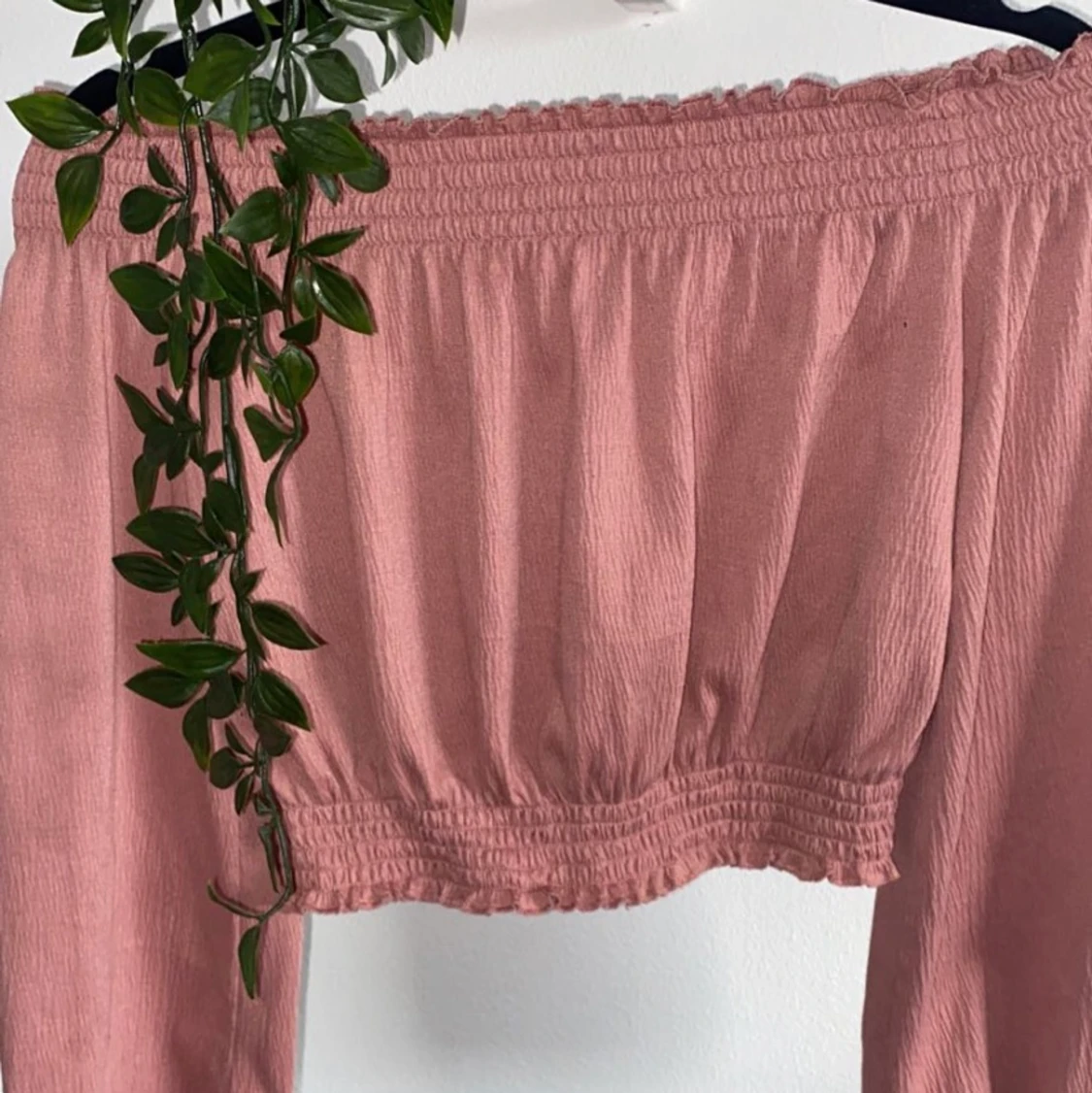 Rosa off shoulder tröja 