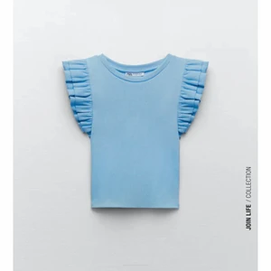 Volang tröja - En jätte fin volang topp ifrån zara❤️