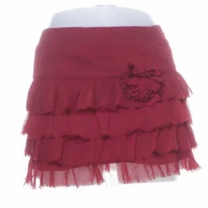 Kjol från zara - Snygg kjol från zara med volanger!