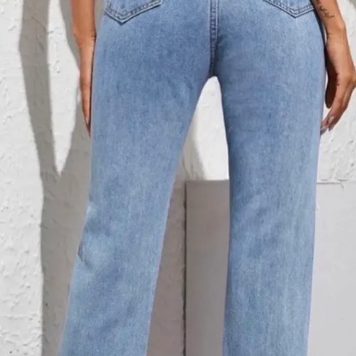 Oanvända byxor pga för små stl 36 / S . Jeans & Byxor.