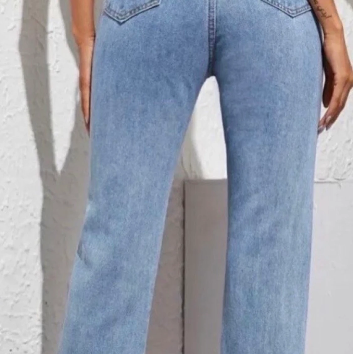 Jeans med slits 