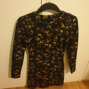 Klänning - Långärmad klänning 