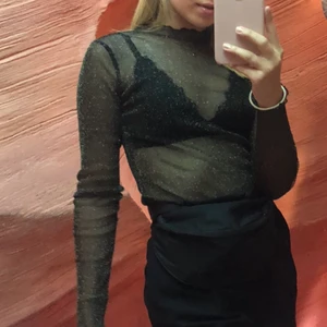 Glitter mesh top  - Glittrig mesh top 💗 jättefint skick, knappt använd
