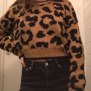 Hollister sweatshirt s - Size s. Really good conditions since I’ve only used it once