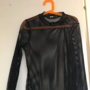 Nät -tröja - En see-through nättröja från BikBok i strl S😍😜