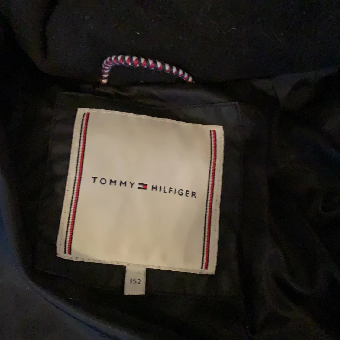 Tommy hilfiger jacka i stl 152 - 91