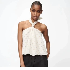 Topp - Helt oanvänd topp från zara❣️