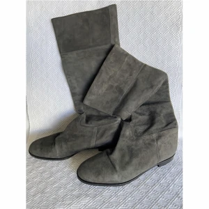 Boots - Moccaboots med liten klack, storlek 37!